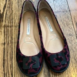 Diane Von Furstenberg leather flats